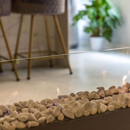 New & Unique Apartment - A 5 Minutes Ferry To Capital City Of Valletta Senglea Eksteriør billede