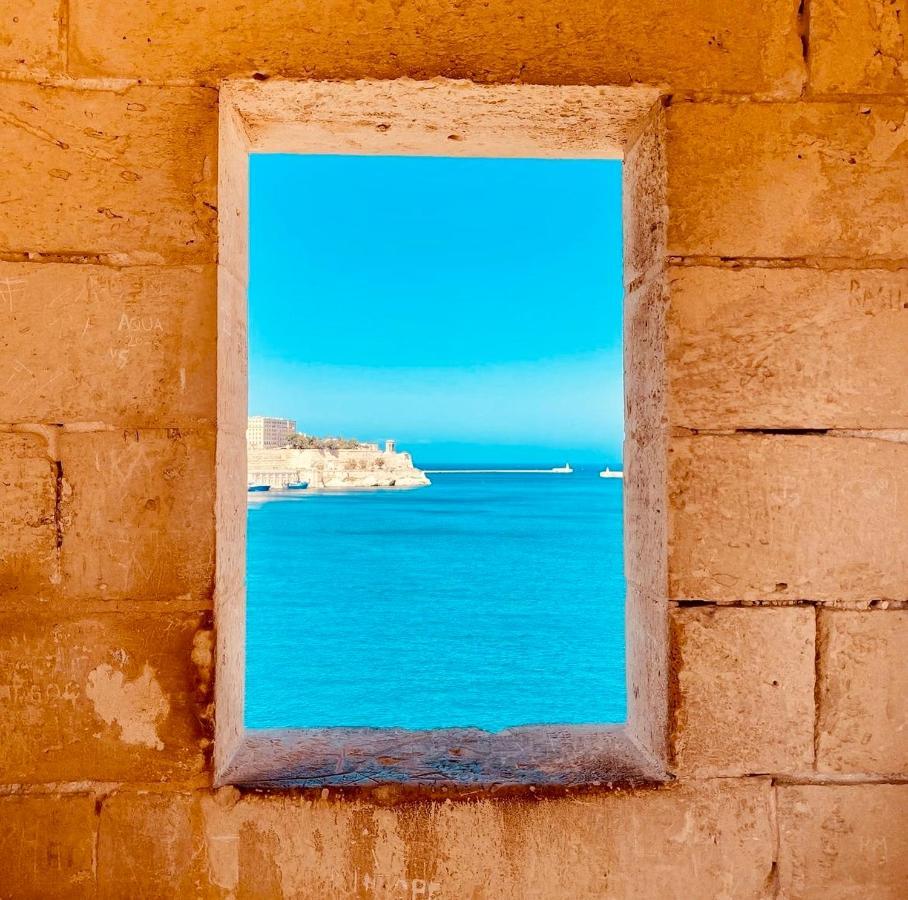 New & Unique Apartment - A 5 Minutes Ferry To Capital City Of Valletta Senglea Eksteriør billede