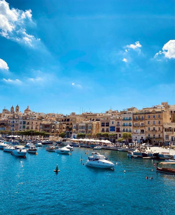 New & Unique Apartment - A 5 Minutes Ferry To Capital City Of Valletta Senglea Eksteriør billede